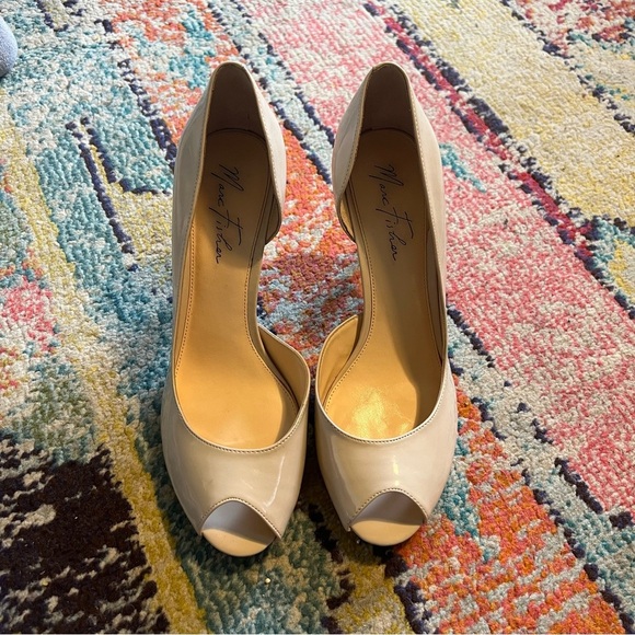 Marc Fisher MF Joey Womens Patent Leather Stiletto Pump Size 9.5 Worn Once - Picture 2 of 5